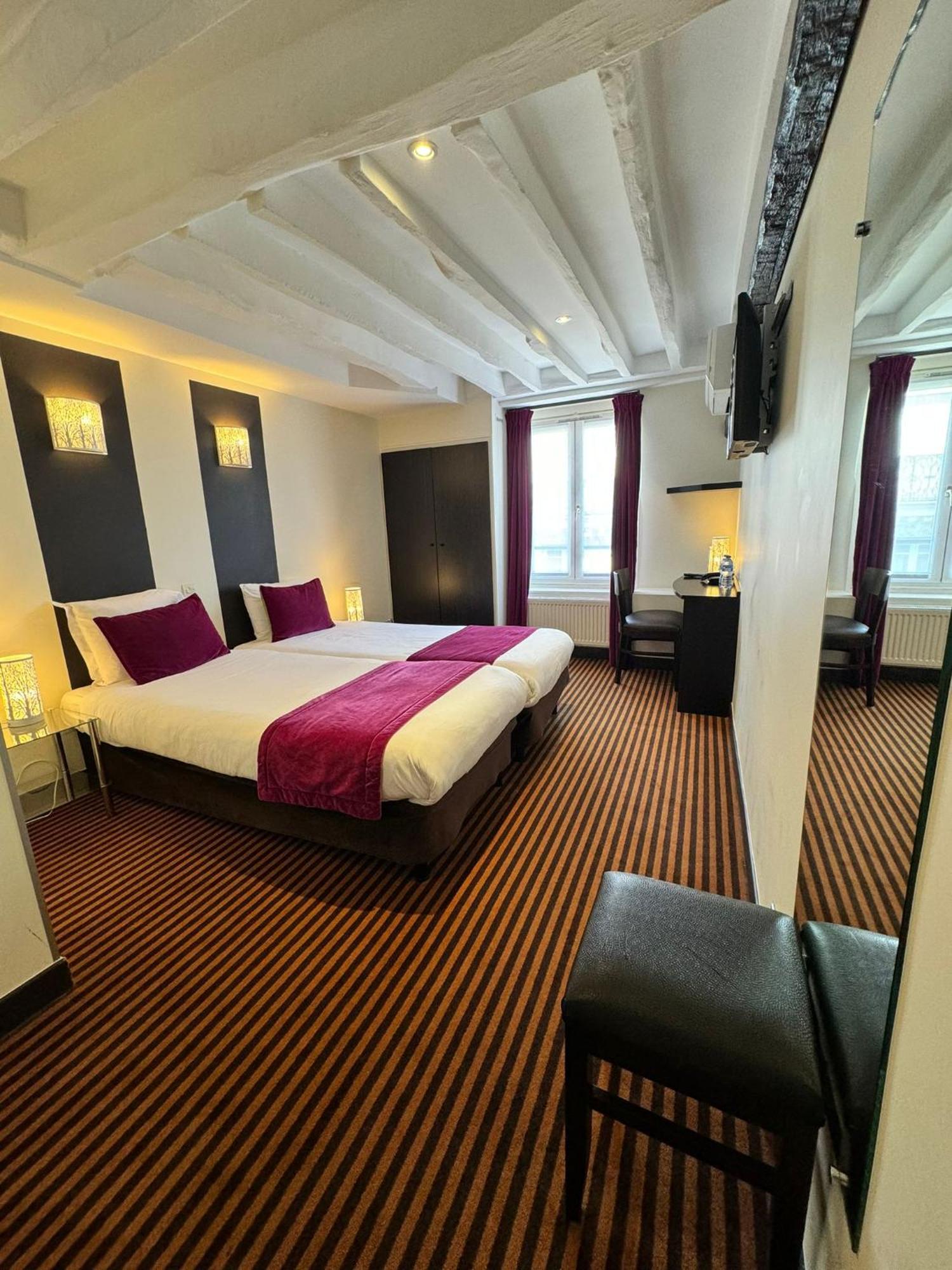 Pax Opera Hotel